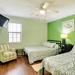 Vibrant North Charleston Duplex Near Airport!