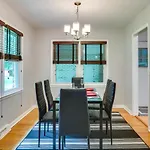 Charleston Vacation Home 6 Mi To Downtown And Beach!
