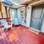 Southern Charm / Walkable/Outdoor Space/New Reno