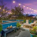 Elegant Sunlit Home With Private Rooftop Oasis