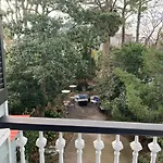 30 Day Rental Minimum! Downtown Charleston Cannon Park 2 Bdr Home