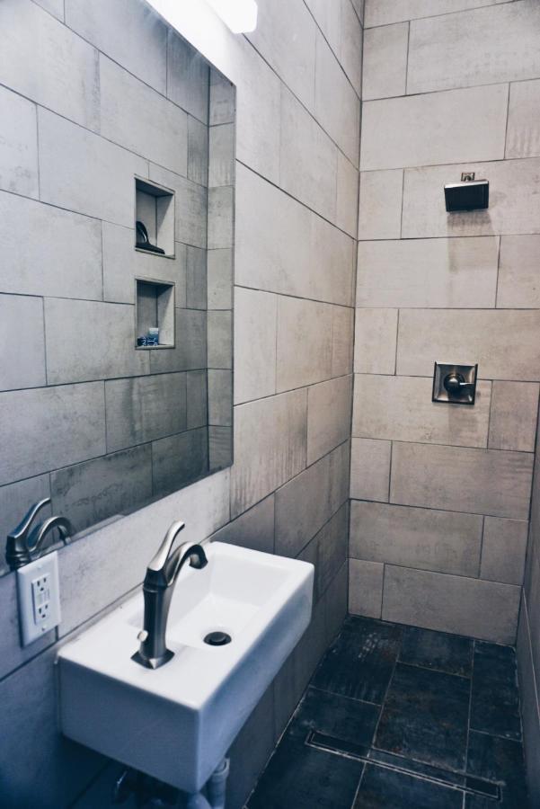 The At 257 Apartment