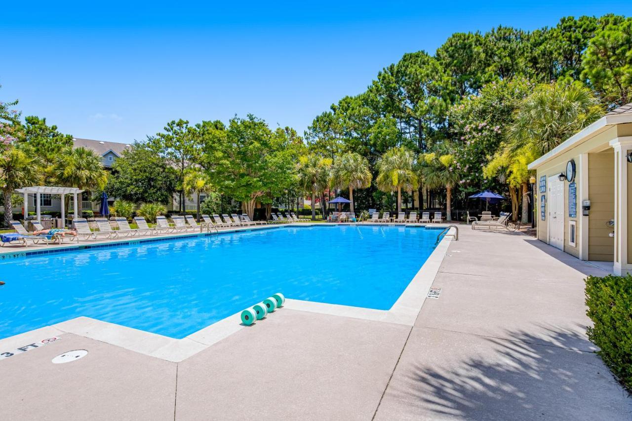 Apartment 1600 Long Grove *