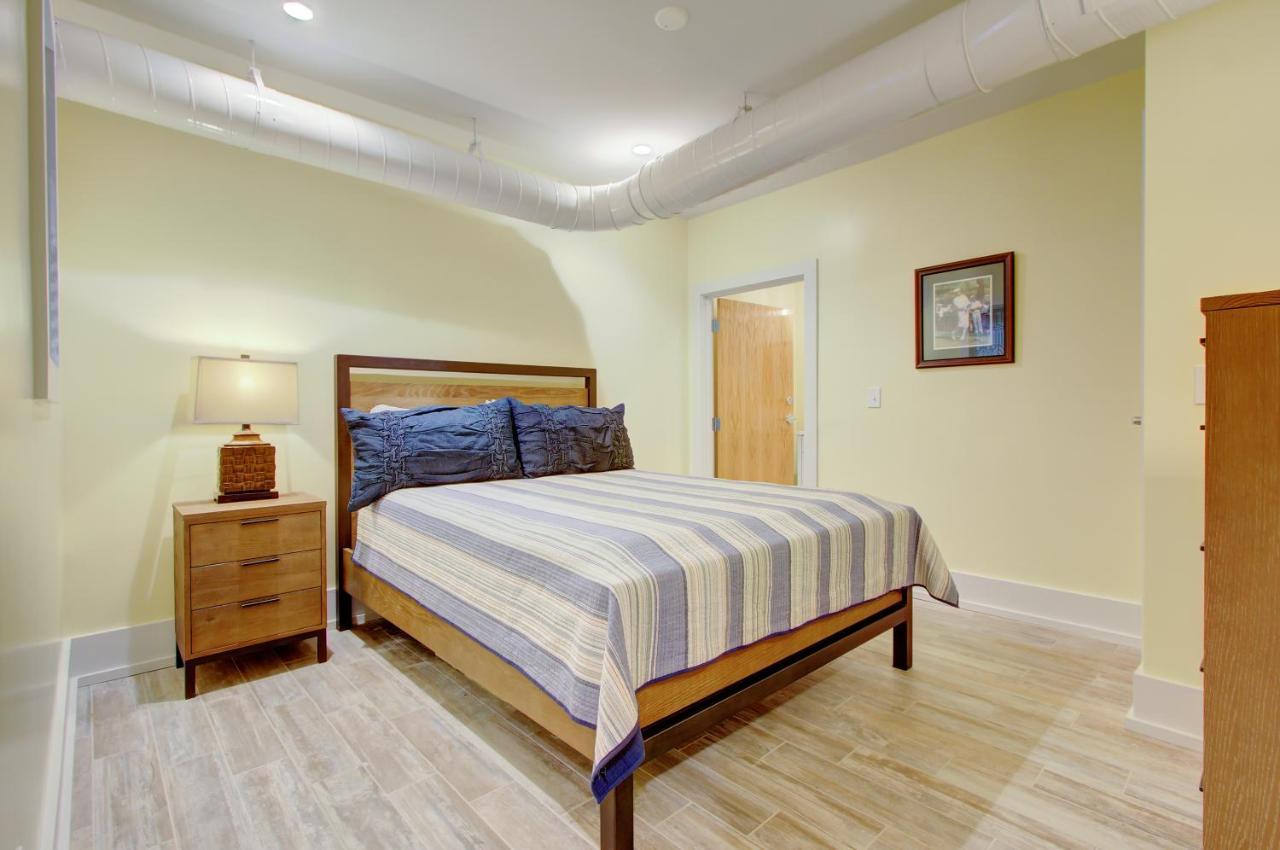 The Chestnut Mansion Apartment