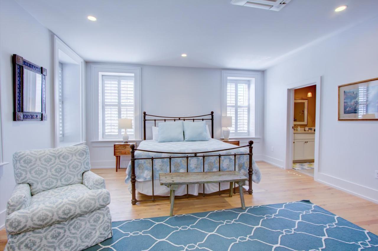 The Chestnut Mansion Apartment *