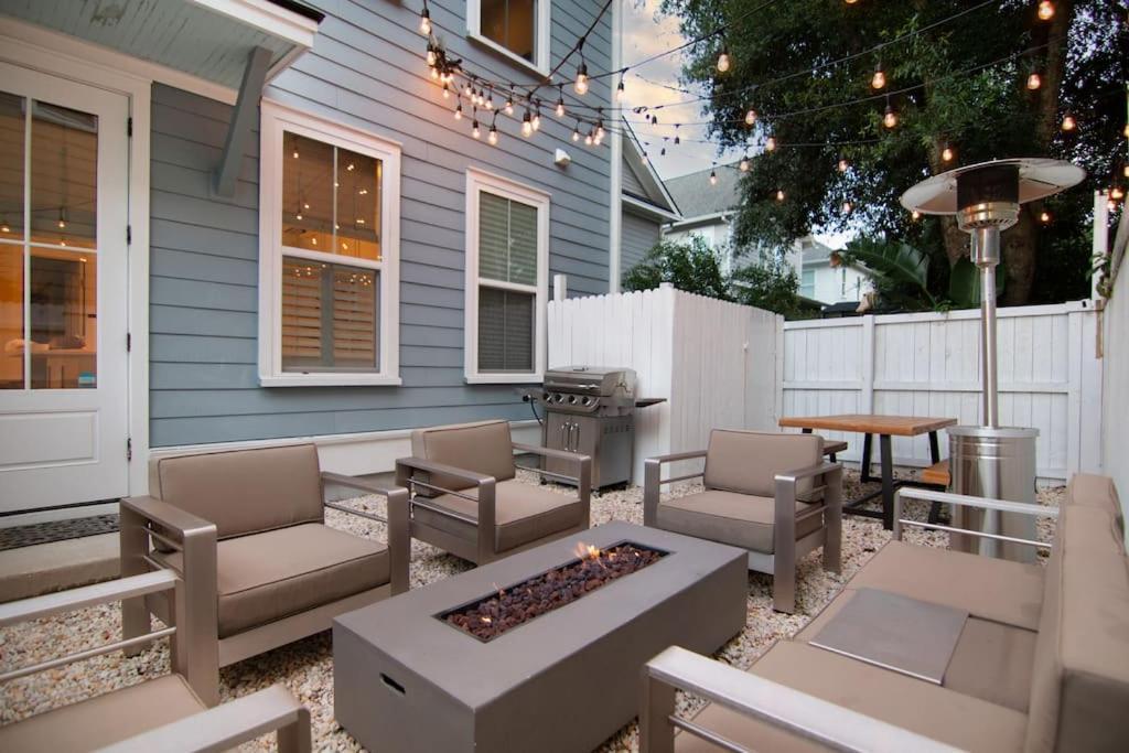 Twin Palms Old Village 5-min To Dwntwn Holiday home