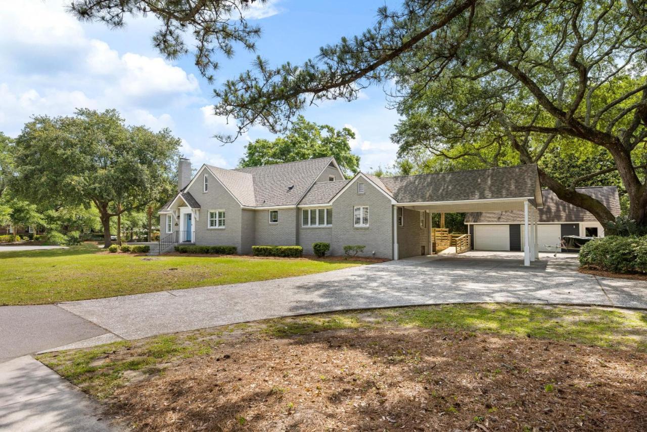 Palmetto Grove Walk To Shem Creek Mins To Dwtn Holiday home