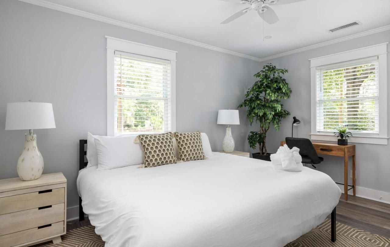Holiday home Palmetto Grove Walk To Shem Creek Mins To Dwtn *
