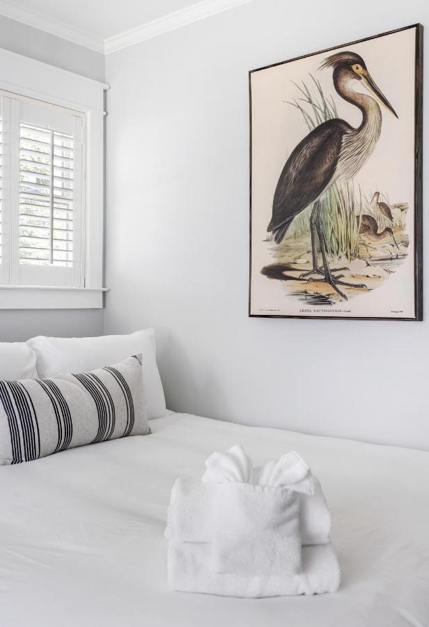Palmetto Grove Walk To Shem Creek Mins To Dwtn Holiday home *