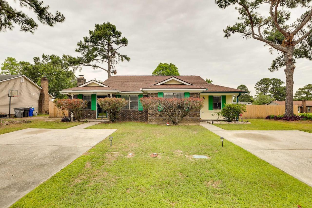 Vibrant North Duplex Near Airport! Apartment Charleston