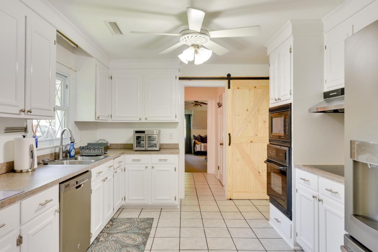Vacation About 7 Mi To Folly Beach! Holiday home *