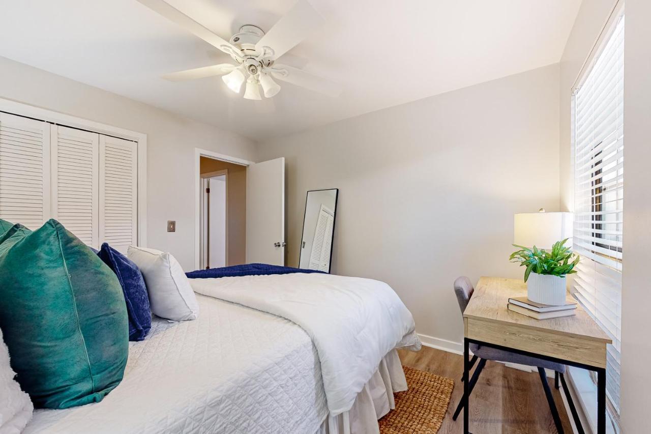 Apartment Sandpiper - 30 Day *