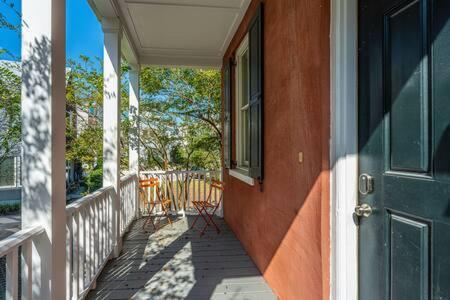 Southern Gem In Park Circle *