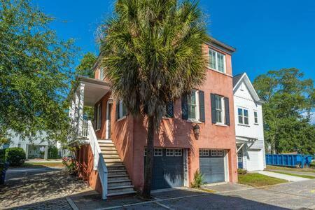 Southern Gem In Park Circle Charleston