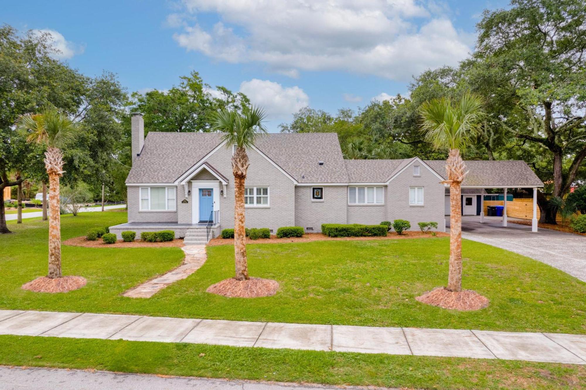 Palmetto Grove Walk To Shem Creek Mins To Dwtn Holiday home