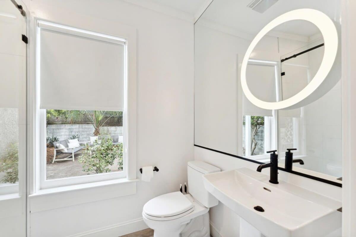 Downtown 3 Bedroom With Tons Of Natural Light Charleston