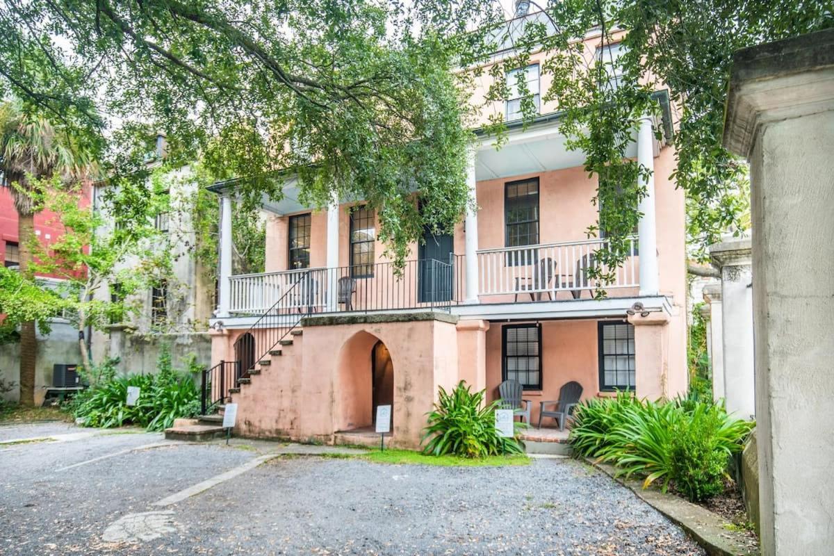 Apartment Unique & Charming 1 Bedroom One Block To King St Charleston