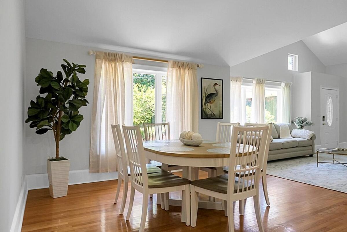 Stunning Near Shem Creek Holiday home Charleston