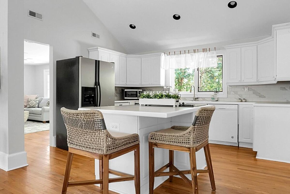 Holiday home Stunning Near Shem Creek