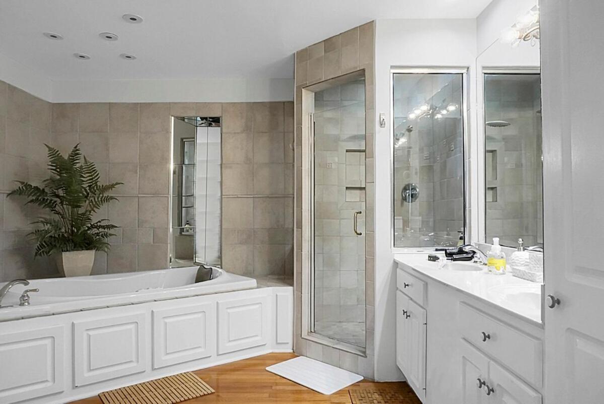Holiday home Stunning Near Shem Creek Charleston