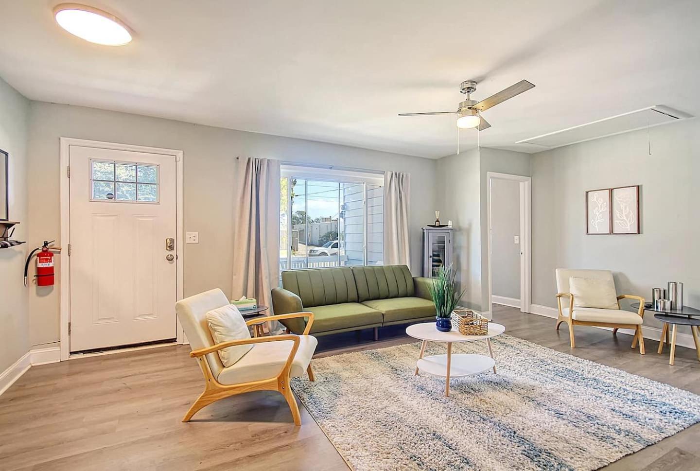 Holiday home Close To Downtown Charleston! 2 Bedroom Retreat Charleston
