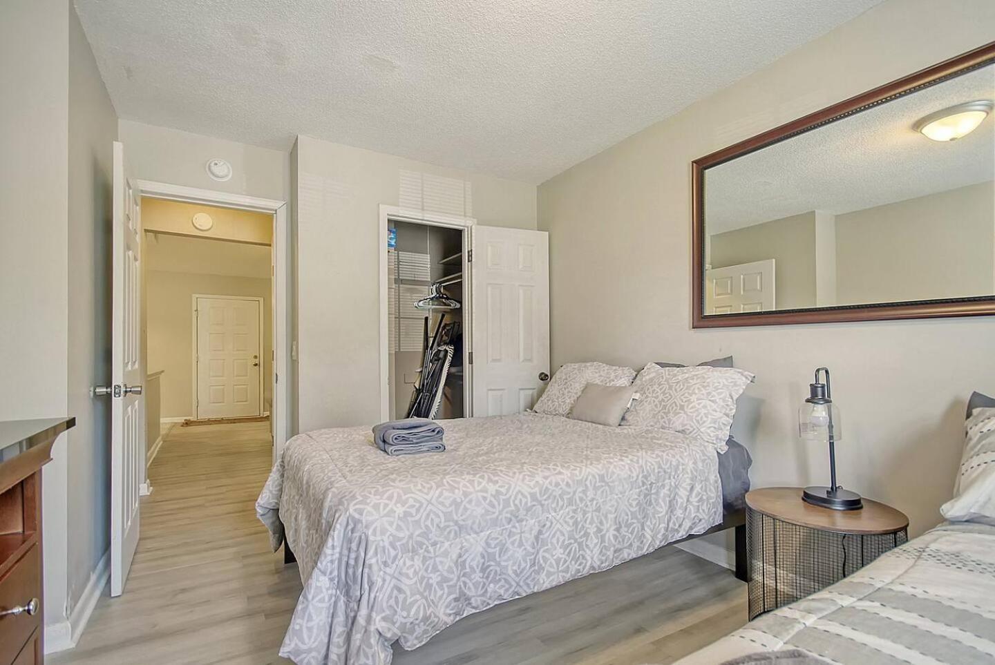 Charming 4-bed Retreat Location!