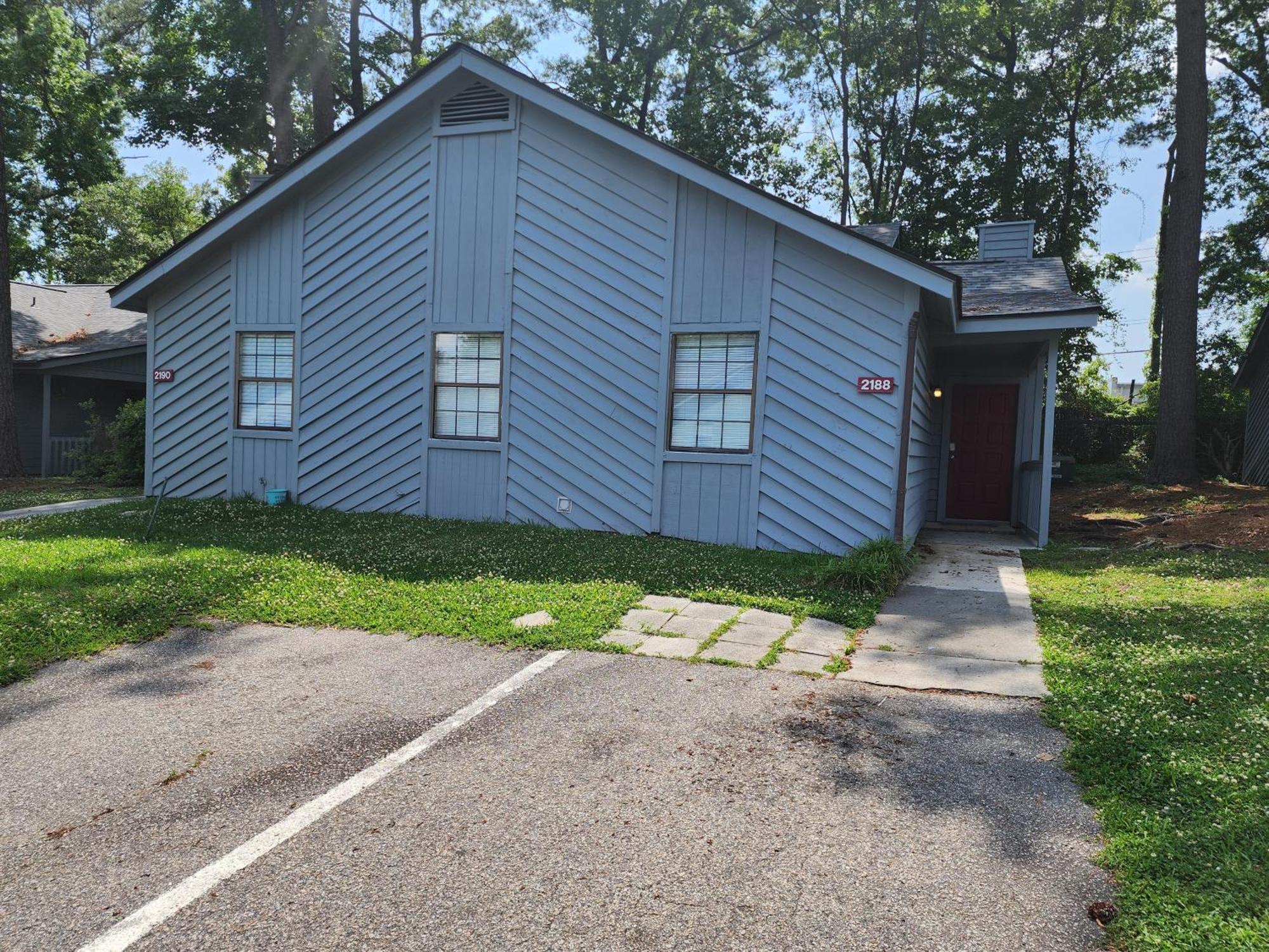 Charming 4-bed Retreat Location! Holiday home