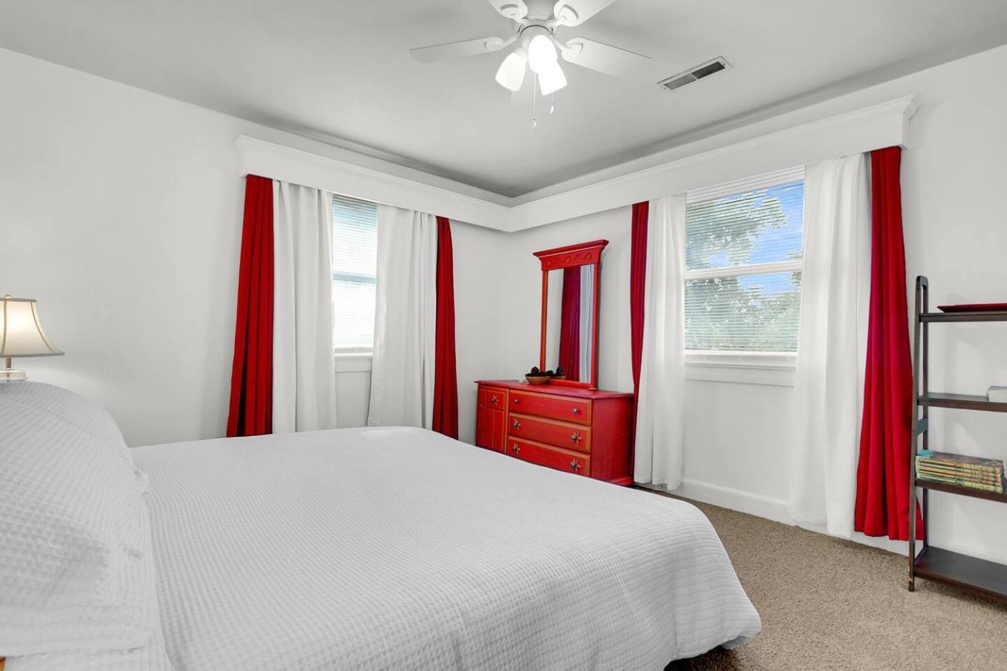 Charming Downtown Charleston, Near Hampton Park Holiday home *