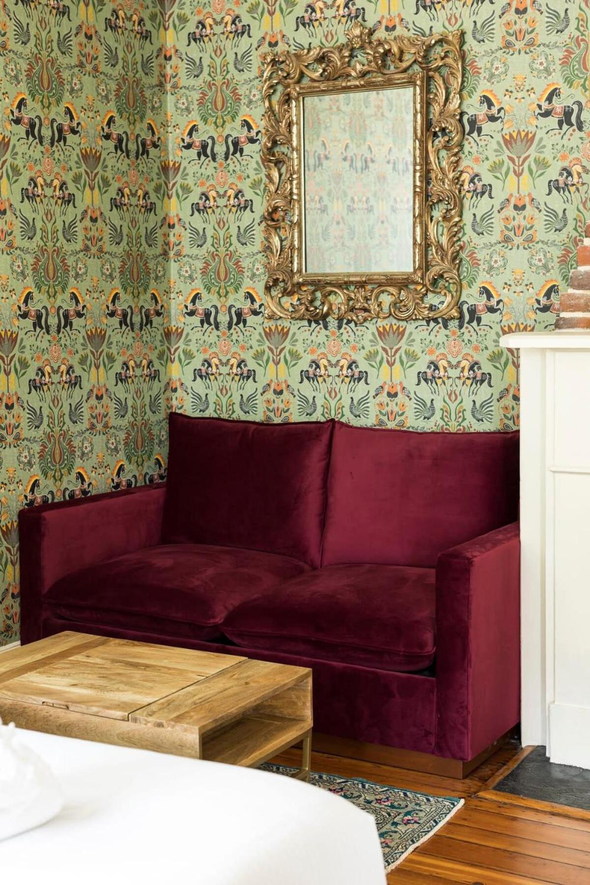 The Ashley Veranda King Includes Breakfast * Charleston