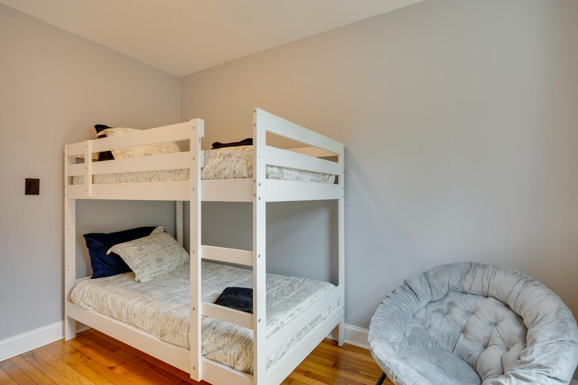 3 Mi To Park Circle North Abode! Holiday home Charleston