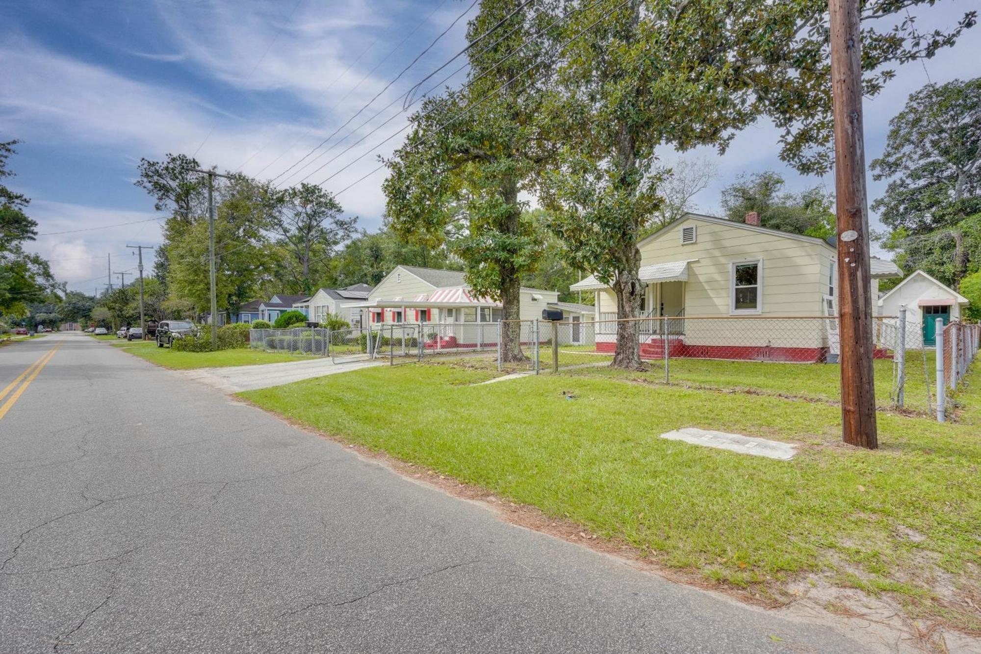 Holiday home 3 Mi To Park Circle North Abode! *