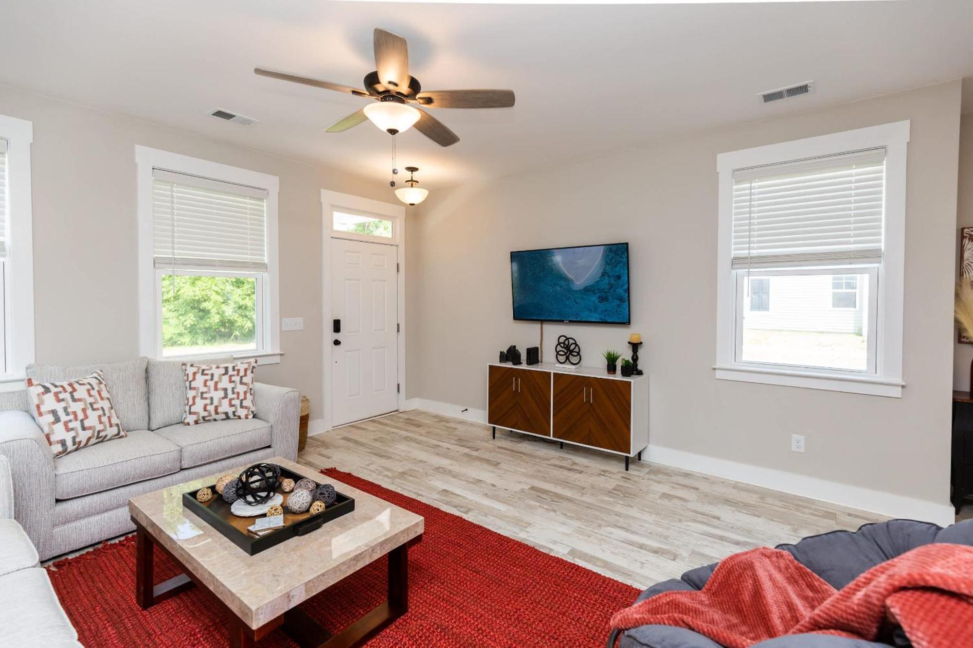 Creekside Park Circle 15m Dtwn Chs *