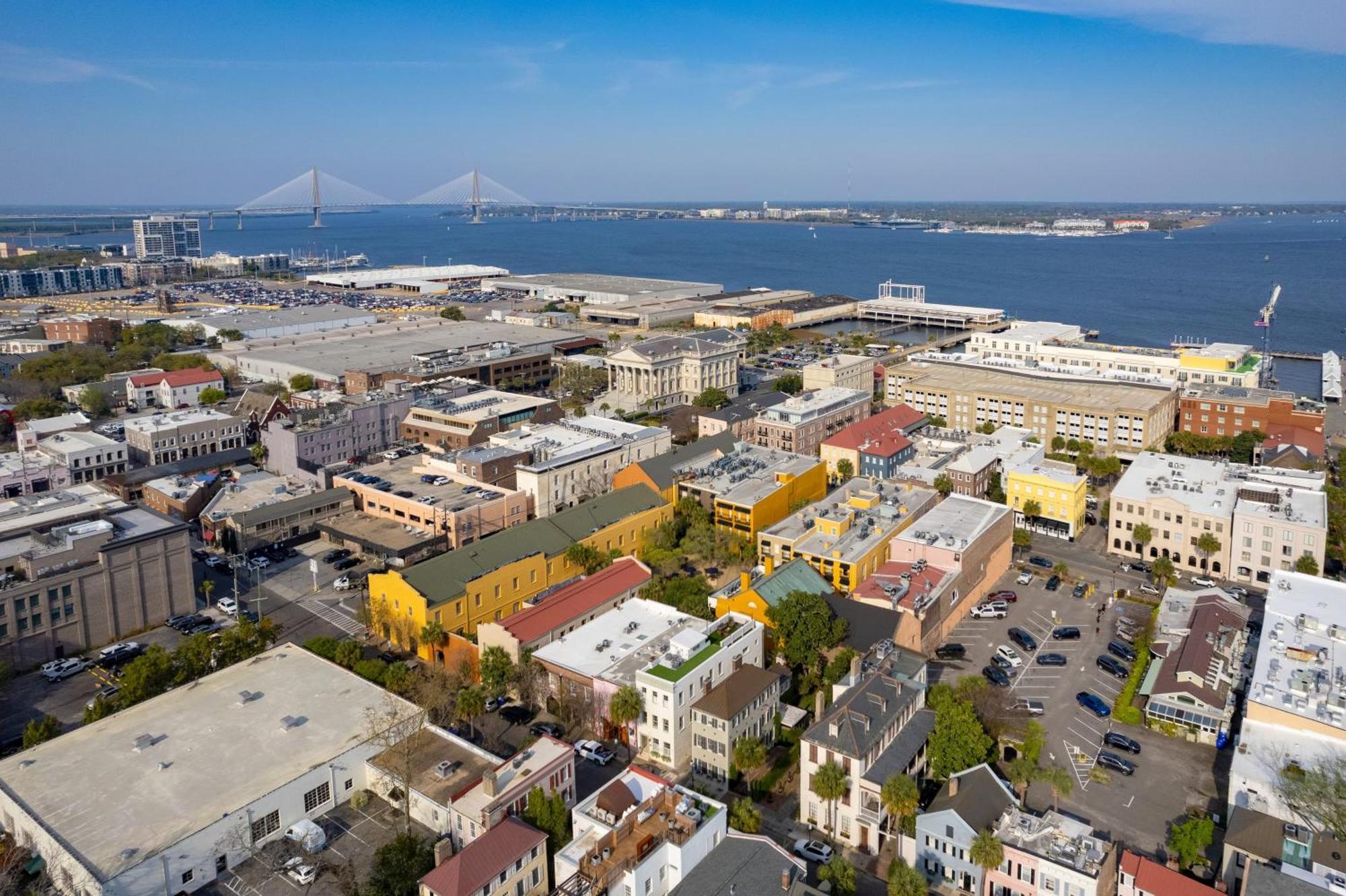 State St B By Avantstay French Quarter Rooftop Aesthetic Design Charleston