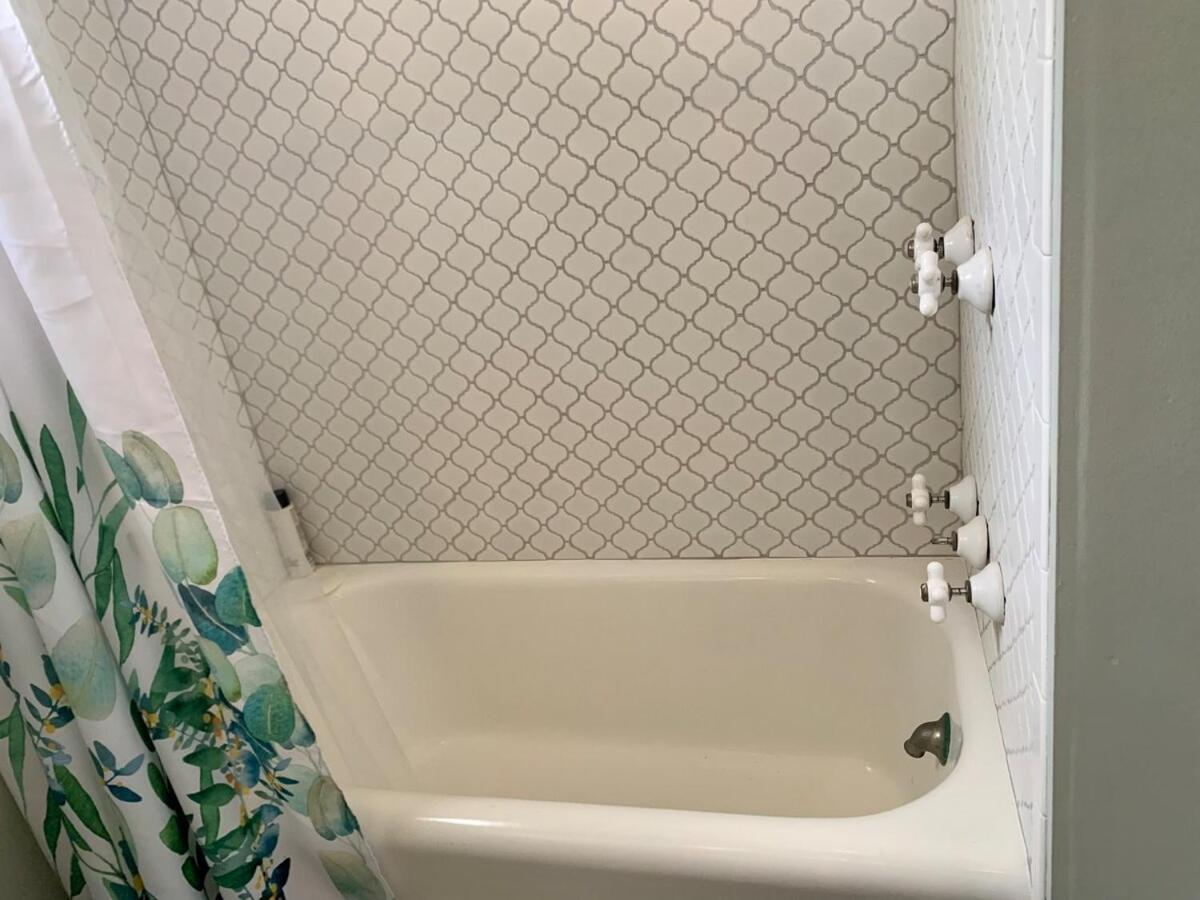 30 Day Minimum! Downtown Cannon Park 2 Bdr Holiday home *