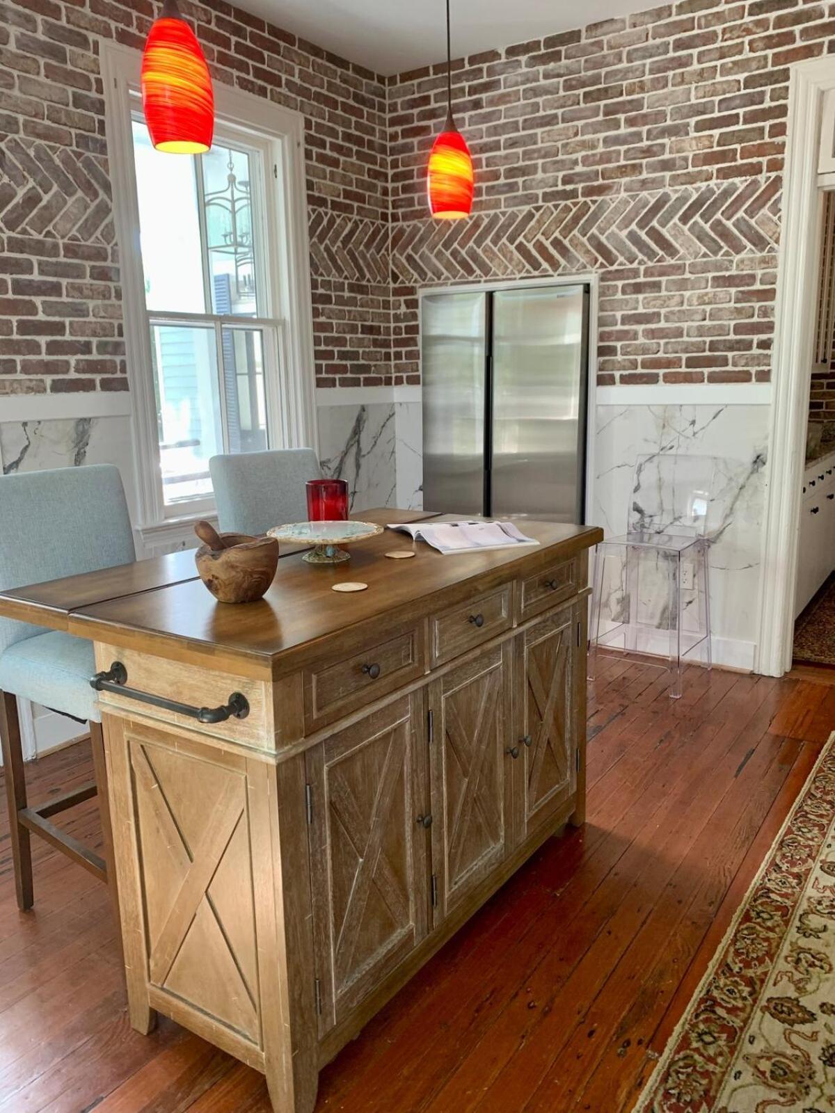 Holiday home 30 Day Minimum! Downtown Cannon Park 2 Bdr