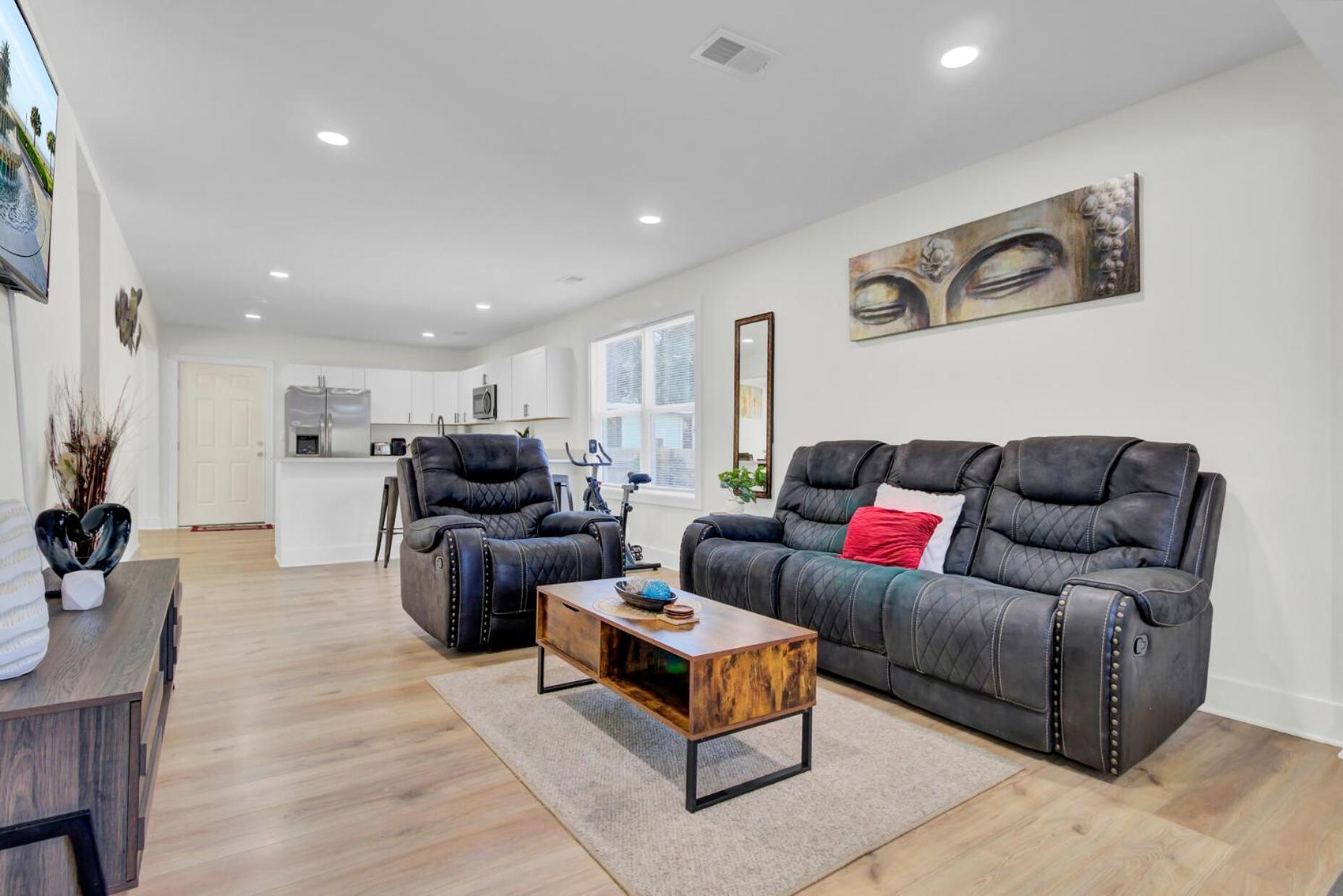 Cozy House Just Minutes From Downtown * Charleston