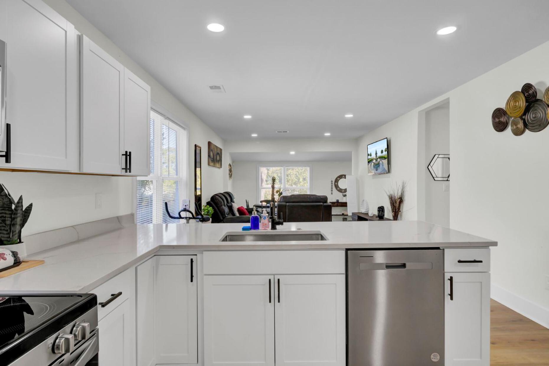 Holiday home Cozy House Just Minutes From Downtown Charleston