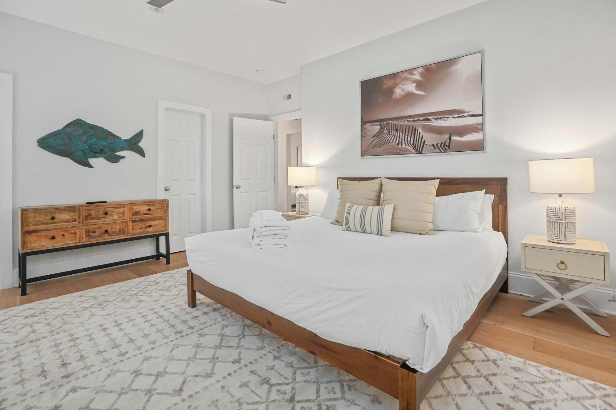 Holiday home Twin Palms Old Village 5-min To Dwntwn