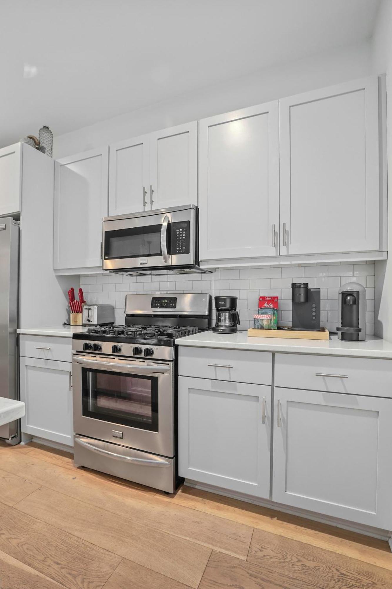 Holiday home Twin Palms Old Village 5-min To Dwntwn