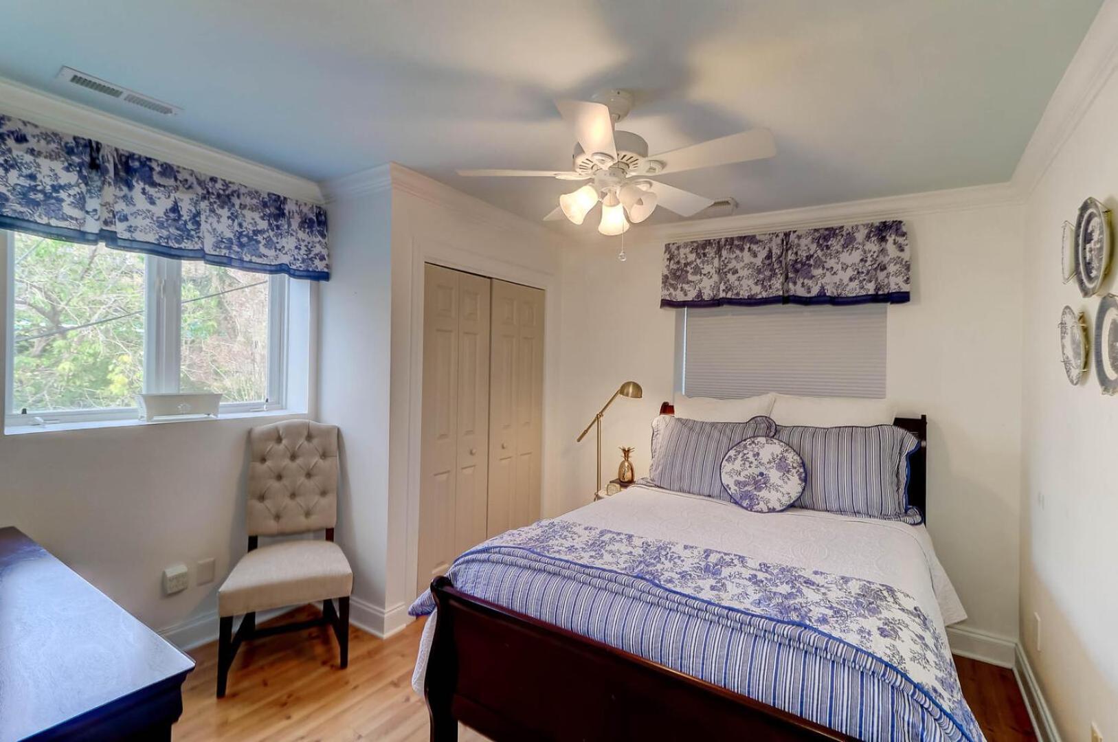 King Bee Apartment