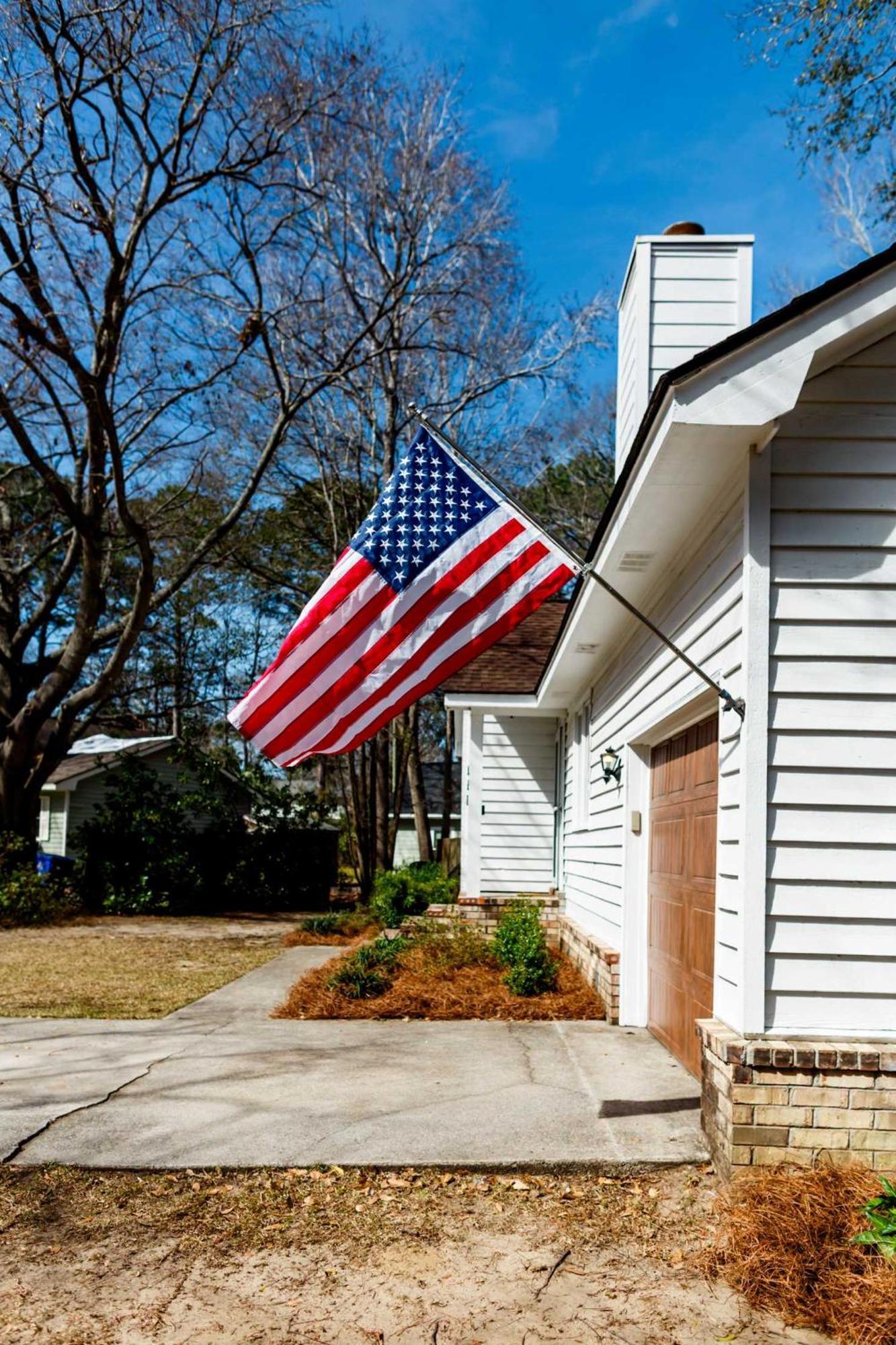 Southern Serenity Fenced In Yard Pet Friendly Holiday home Charleston
