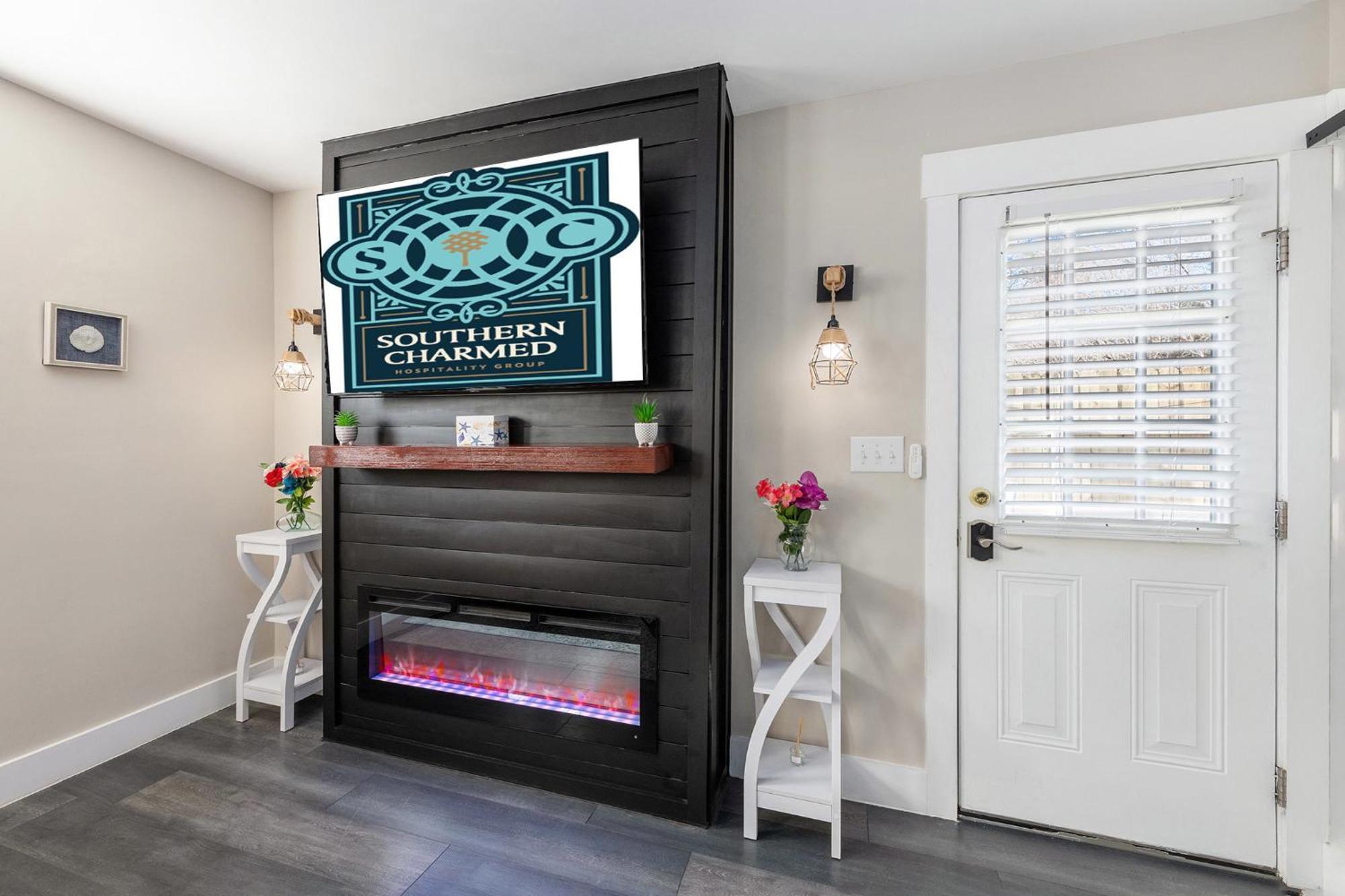 The Coastal Retreat - The Perfect Couples Getaway Holiday home Charleston