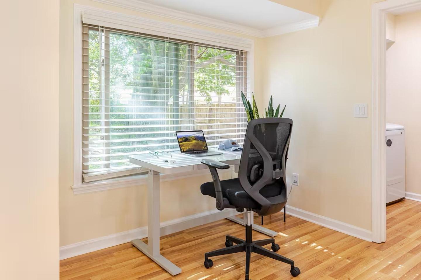 Cozy Retreat Close To Downtown * Charleston