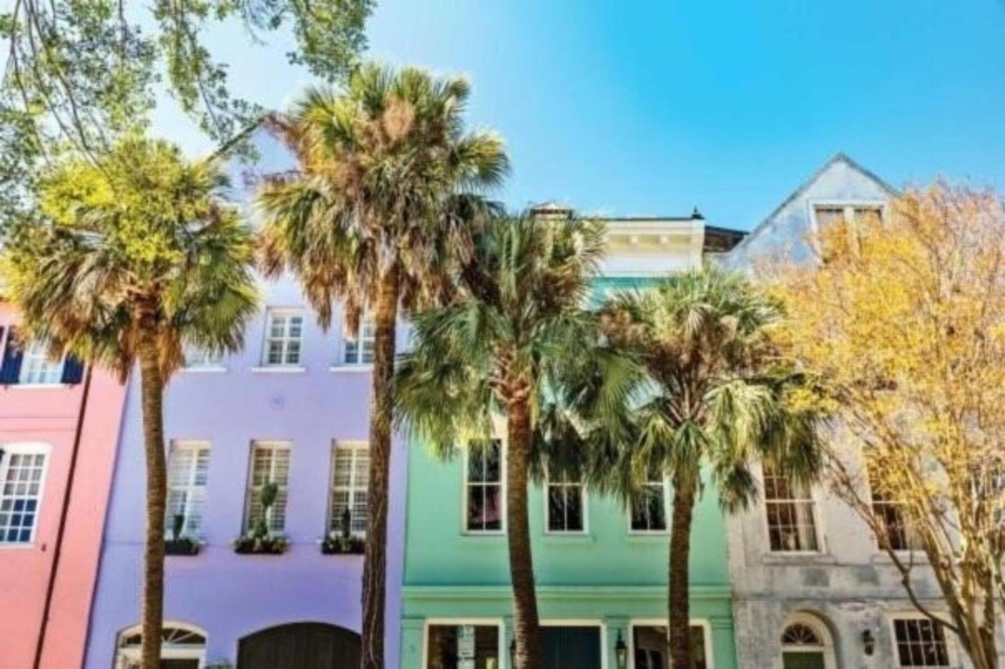 Sunset Serenity!!-tropical Waterfront Oasis-huge Private Patio-10min To Kingst & Beaches *