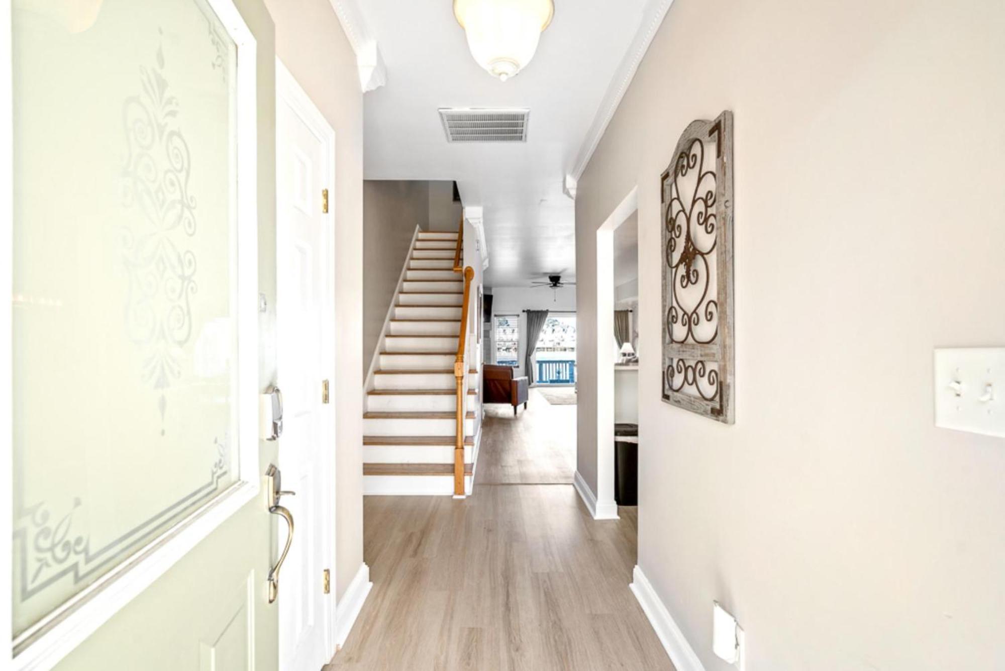 Sunset Serenity!!-tropical Waterfront Oasis-huge Private Patio-10min To Kingst & Beaches * Charleston