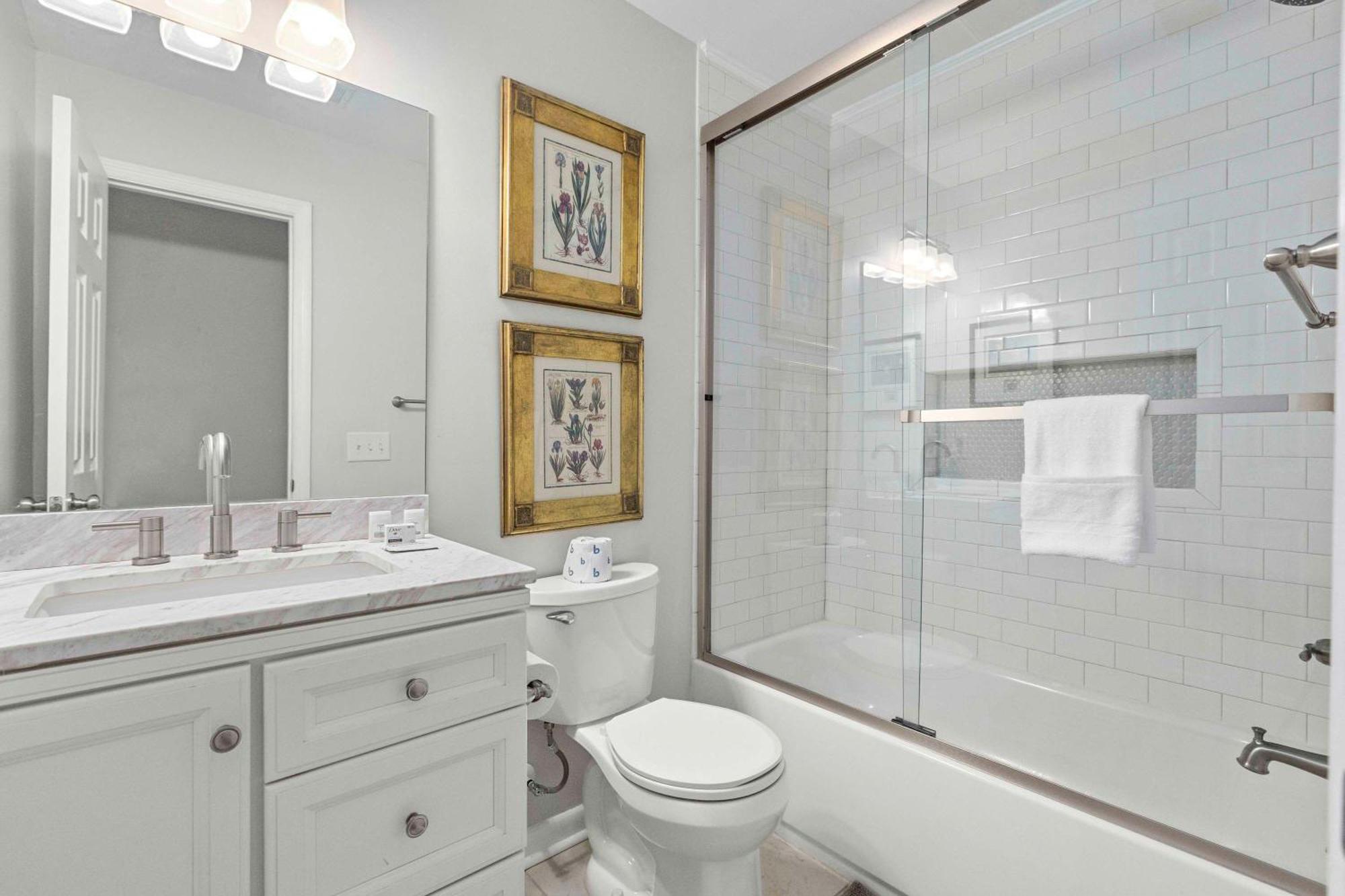 Remleys Row- Mins To Shem Creek And Dtwn Chs Holiday home