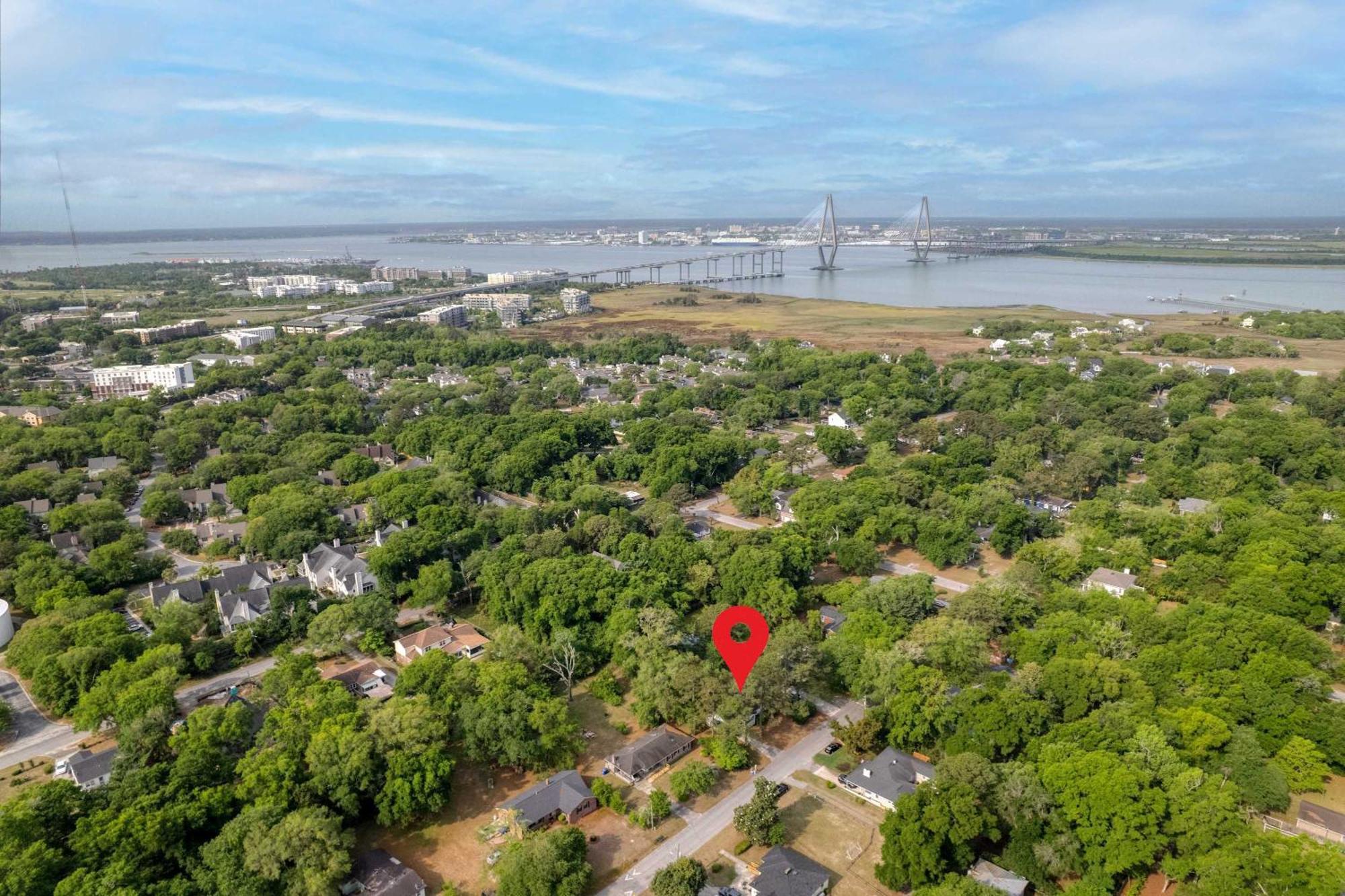Holiday home Remleys Row- Mins To Shem Creek And Dtwn Chs