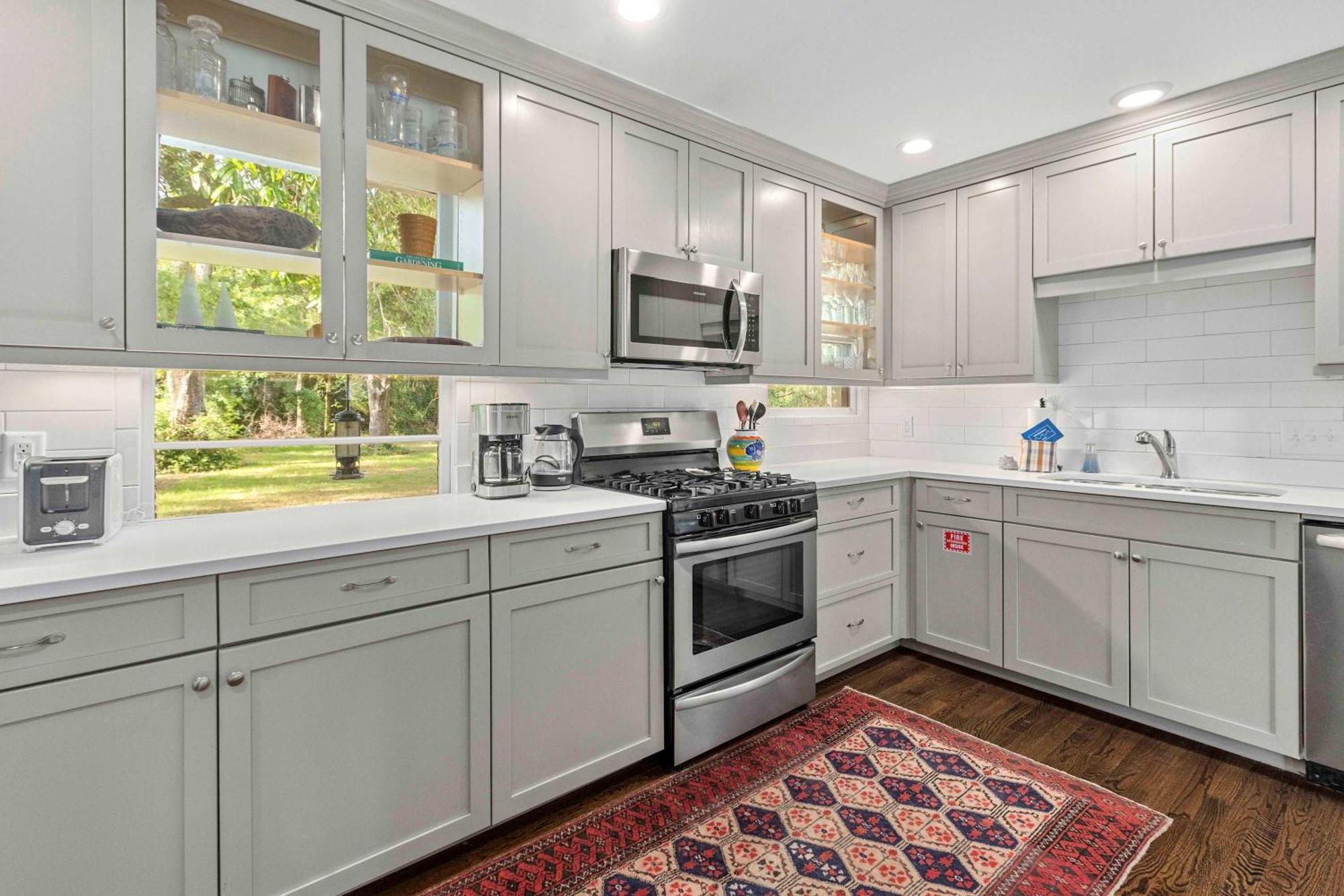 Remleys Row- Mins To Shem Creek And Dtwn Chs Holiday home