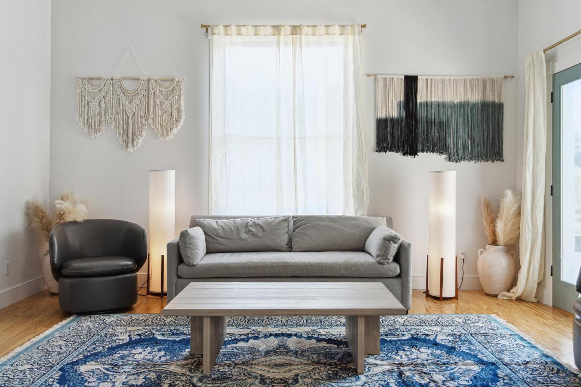 The At 257 Apartment