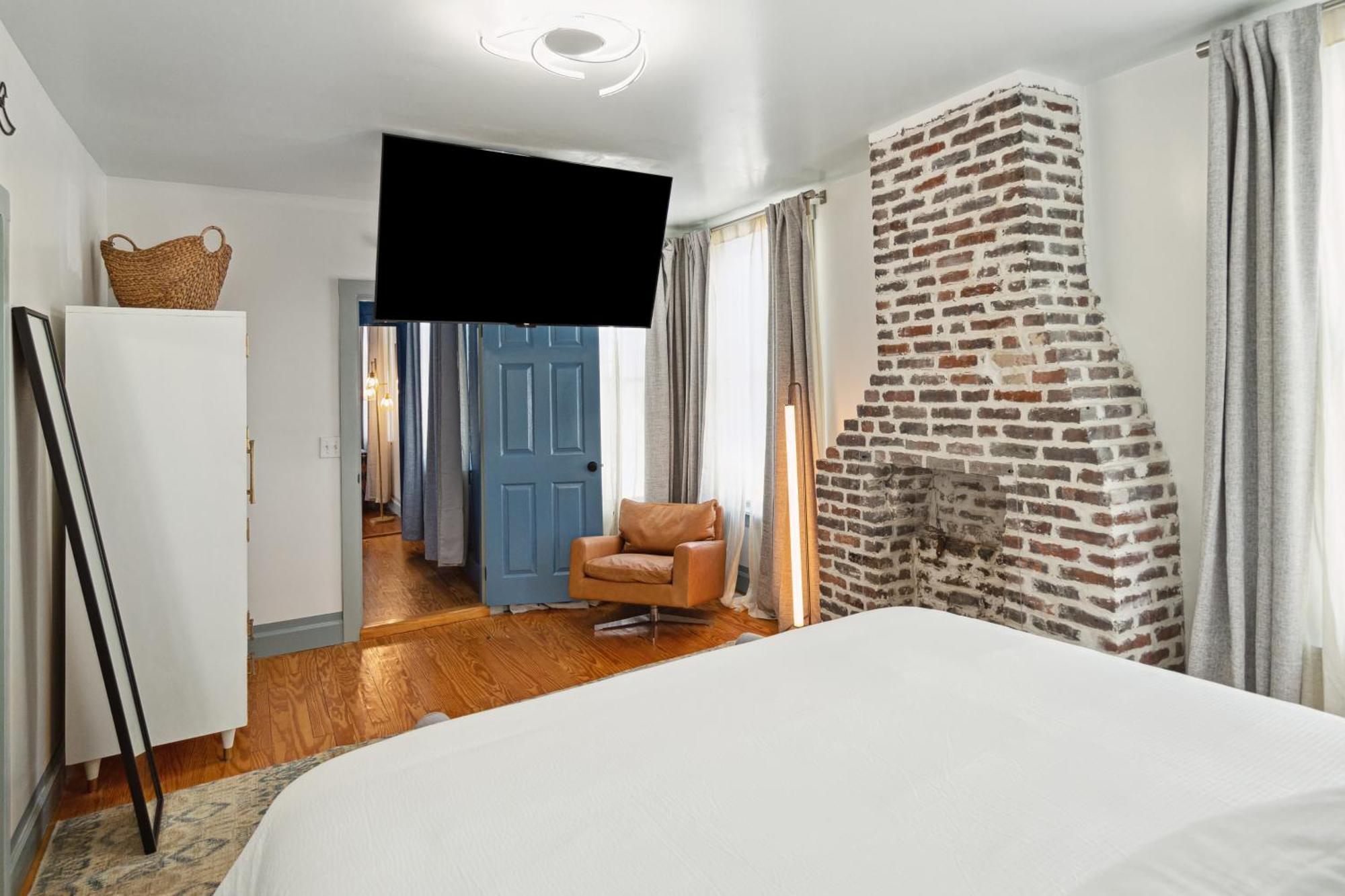 The At 257
